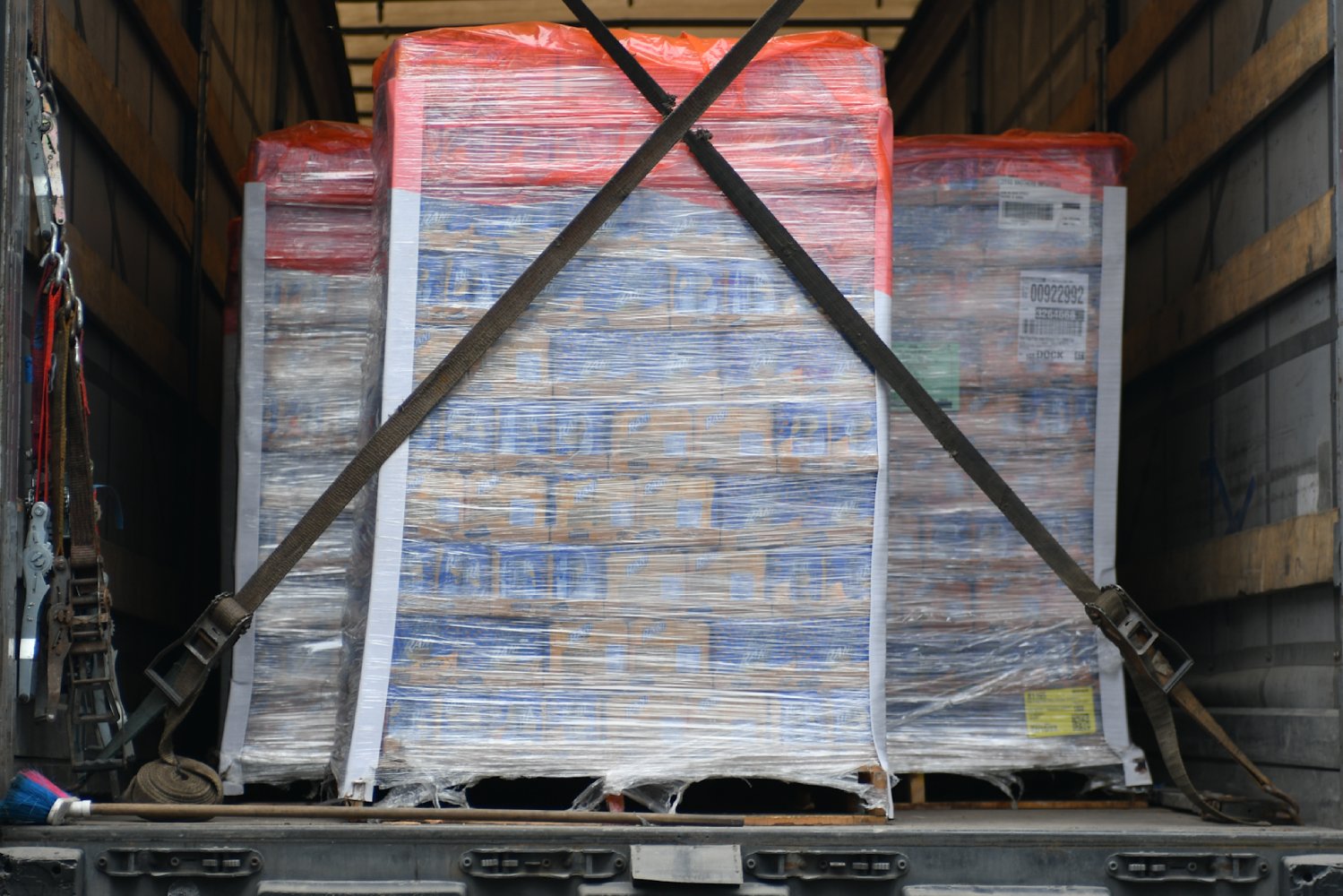 "Динамо" передало на фронт очередной гуманитарный груз